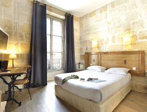 Chambre Confort 1 ou 2 personnes, Hôtel La Tour Intendance à Bordeaux centre ville